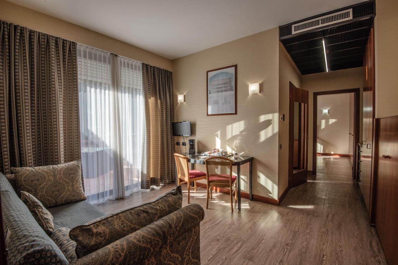 Hotel Petra Рим Экстерьер фото
