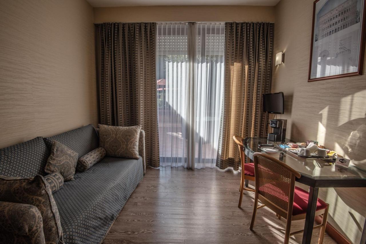 Hotel Petra Рим Экстерьер фото