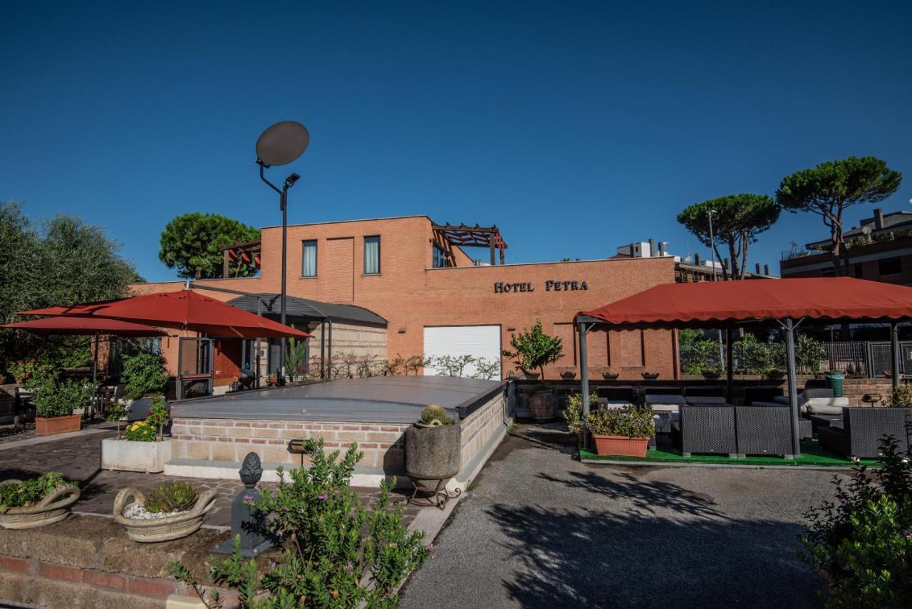 Hotel Petra Рим Экстерьер фото