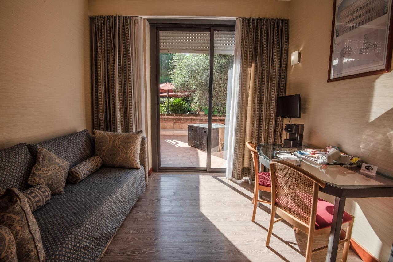 Hotel Petra Рим Экстерьер фото