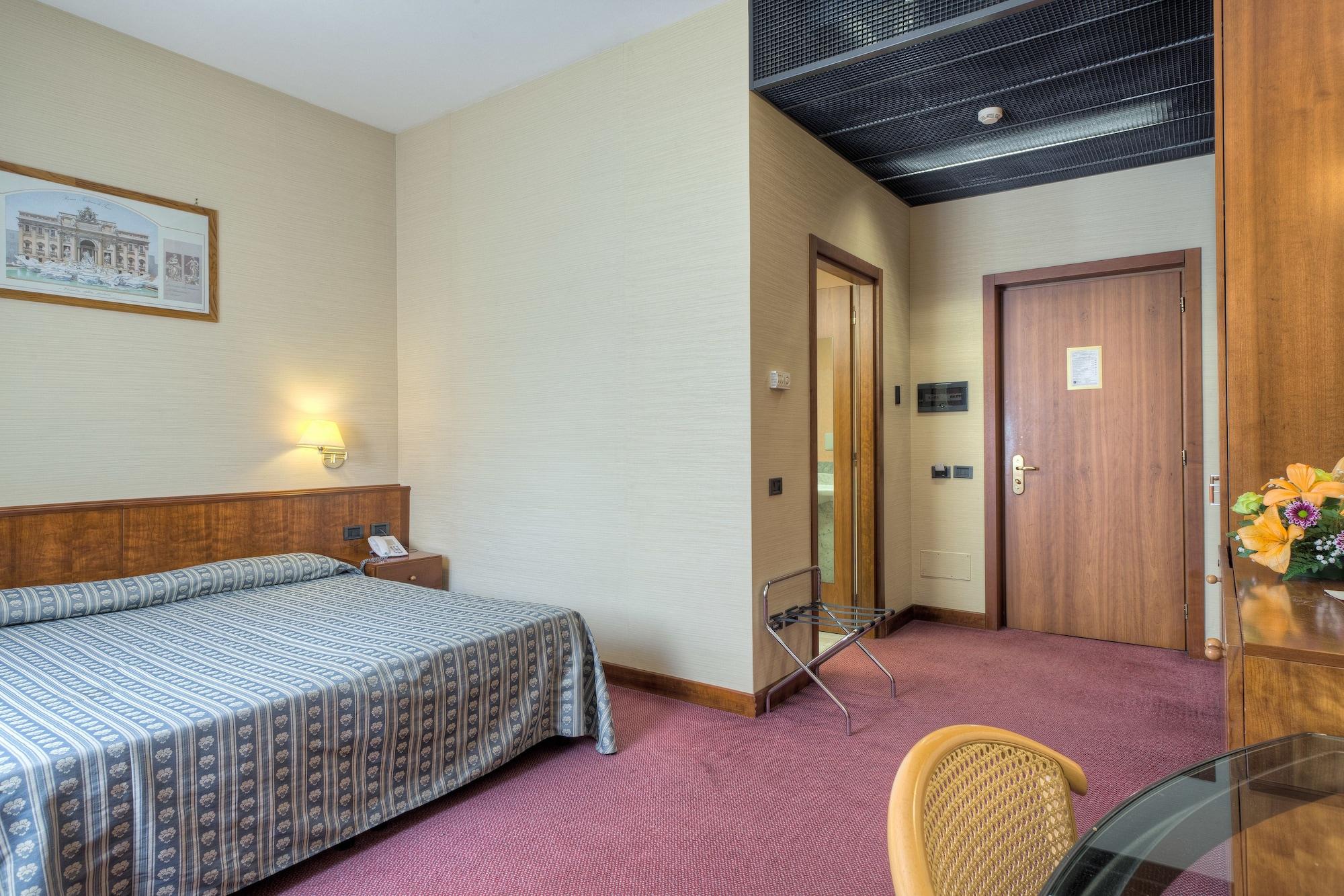 Hotel Petra Рим Экстерьер фото
